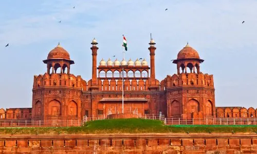 Delhi One Day Tour Package By Car – Discover the C..