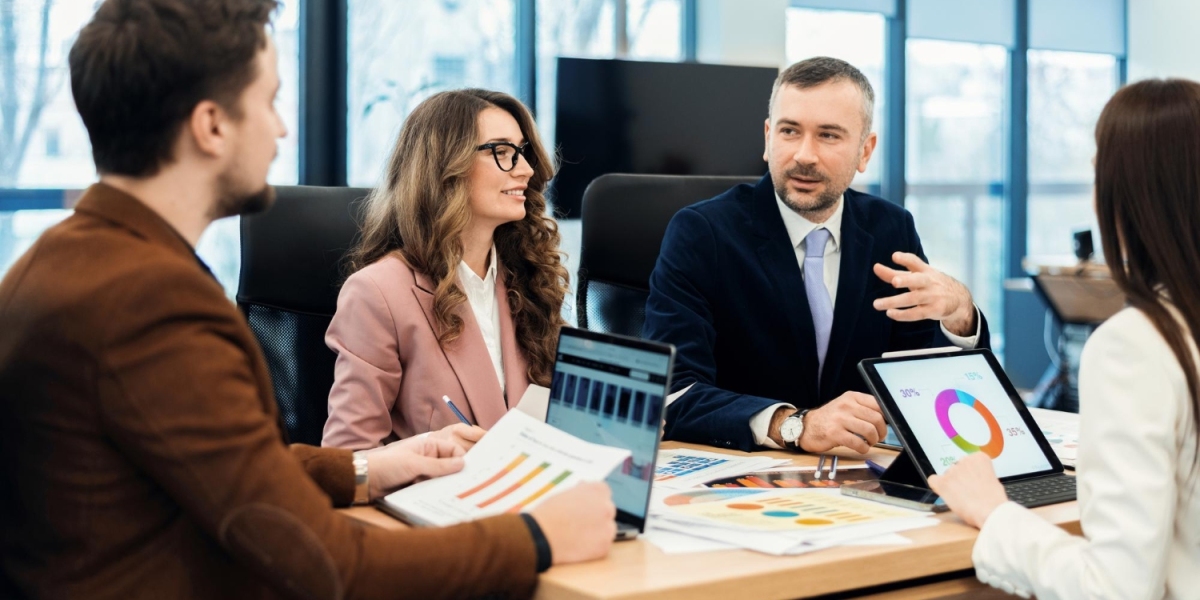 Top Tips for Maintaining Compliance with a Registered Investment Advisor License