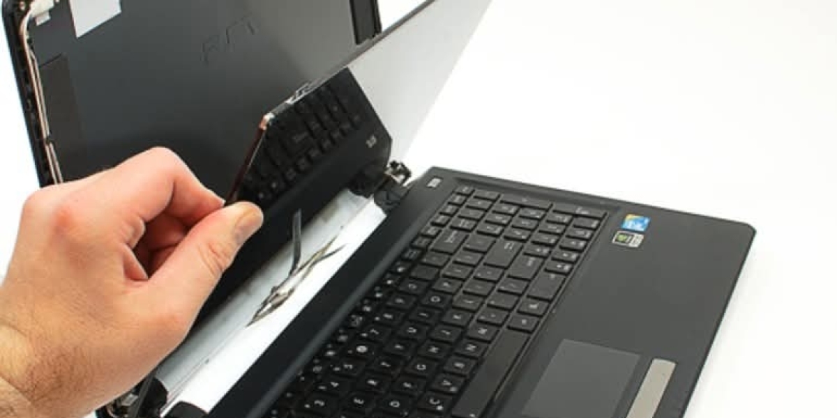 Broken Laptop screen replacement with new at from kshs 7500