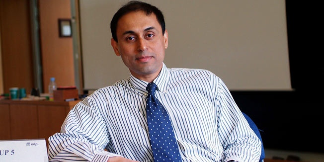 Poets&Quants | INSEAD Prof New Cornell B-School Dean