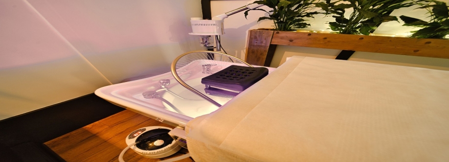 Zen Den  Massage and Head Spa Cover Image